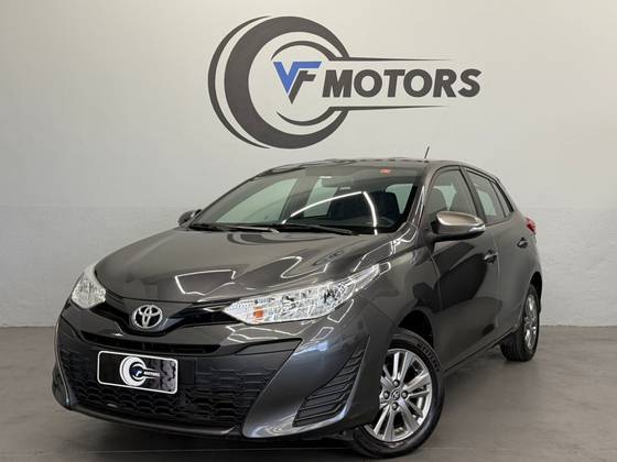 TOYOTA YARIS 1.5 16V FLEX XL PLUS CONNECT MULTIDRIVE TOYOTA YARIS 1.5 16V FLEX XL PLUS CONNECT MULTIDRIVE